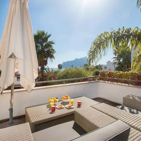 Abahana Villas Puerto Basetes * 칼페